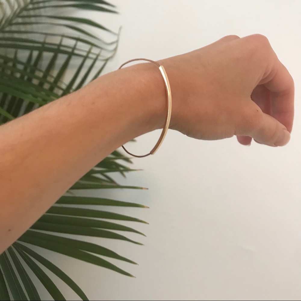 Minimal Gold Bar Bracelet